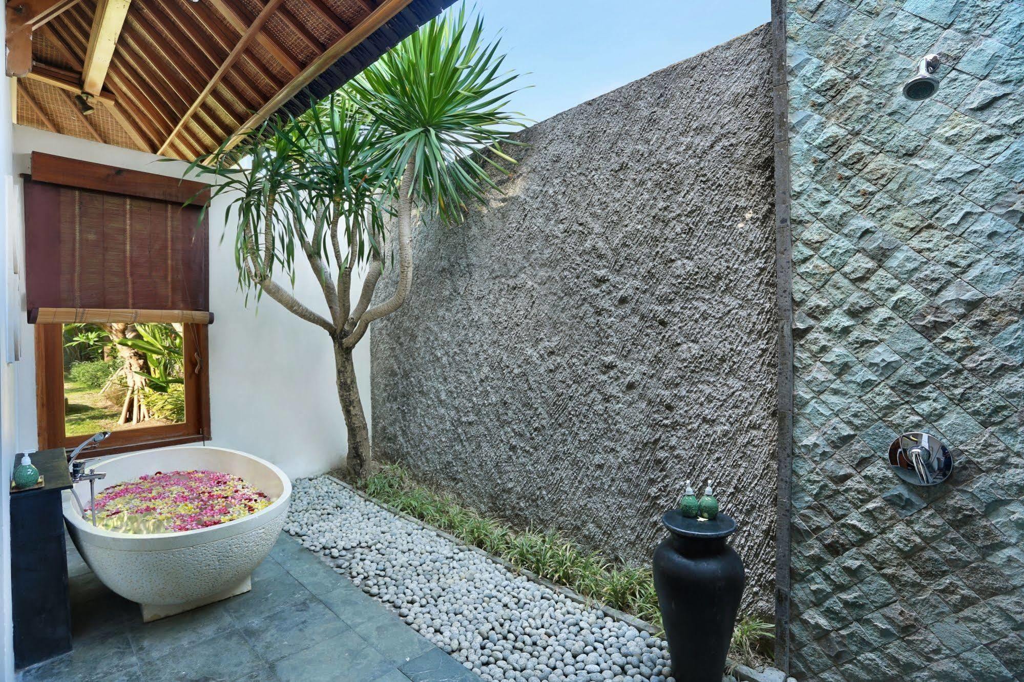 The Kampung Ubud Villa Exterior photo