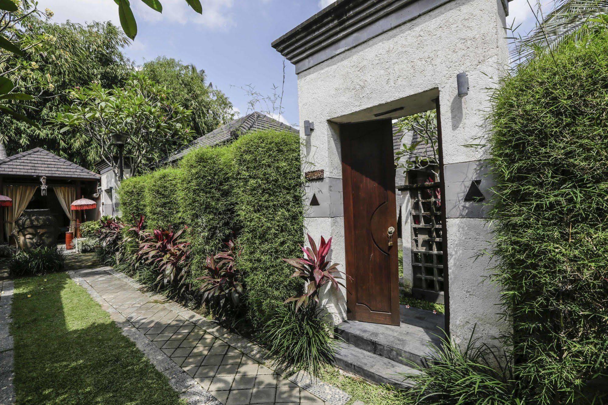 The Kampung Ubud Villa Exterior photo